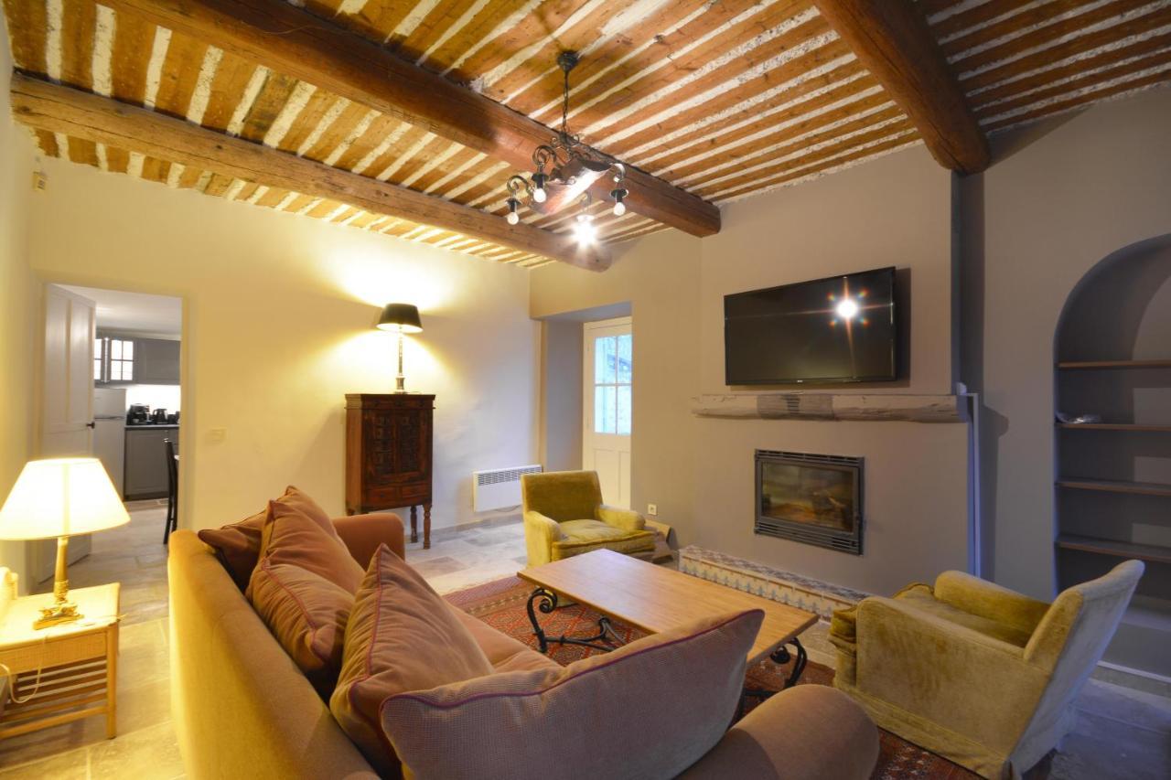 Ancien Mas Du Moulin Bed & Breakfast Eygalieres  Exterior photo